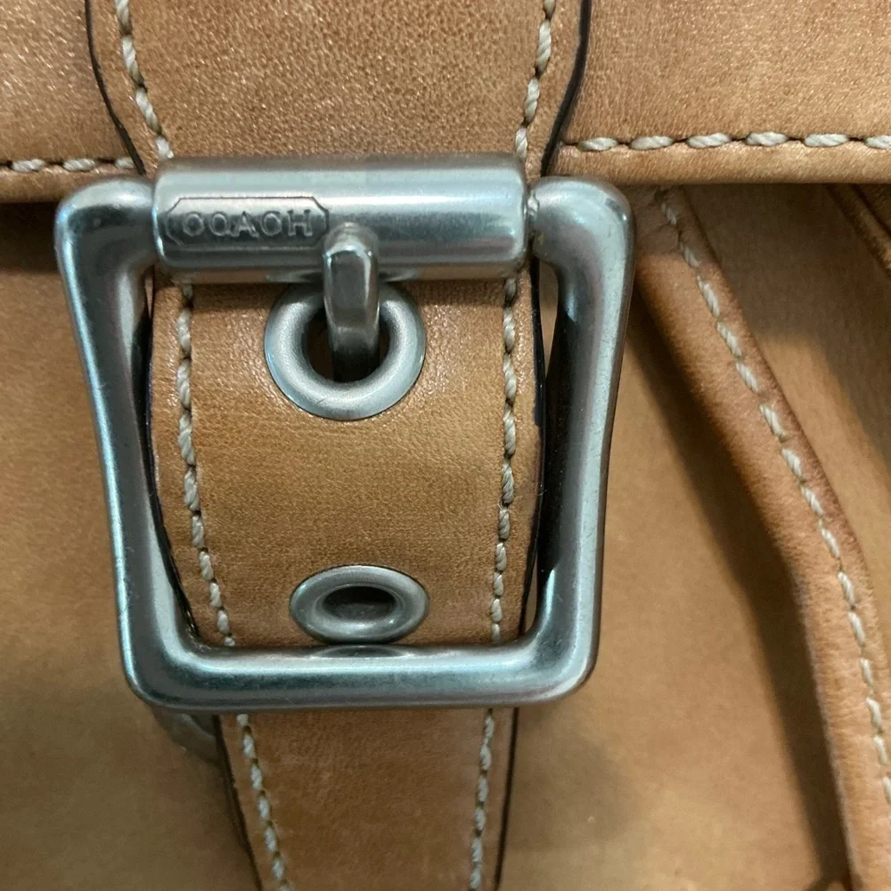 COACH VINTAGE LEATHER  BACK PACK CLEAN 9569